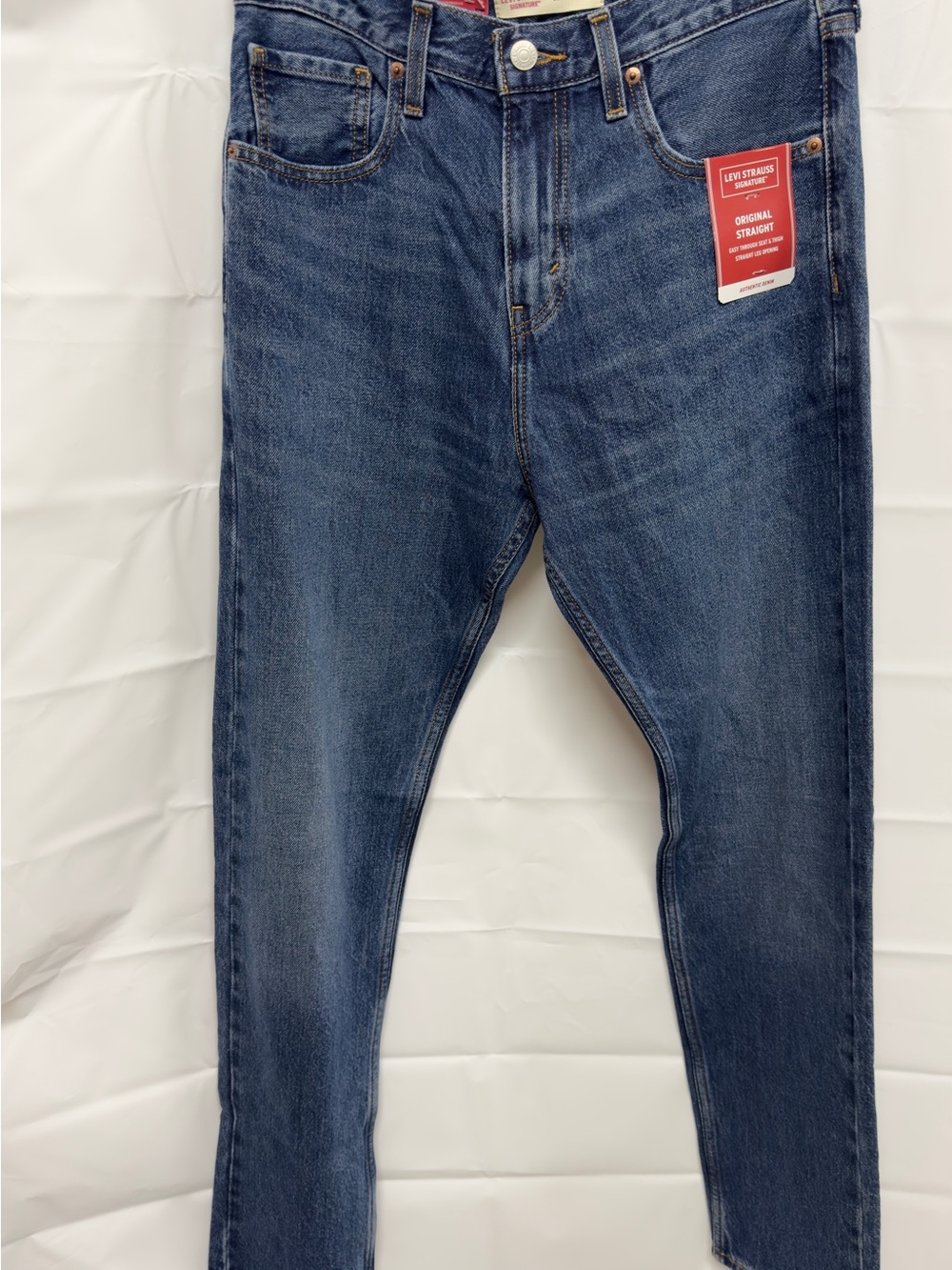 30x32 Levi's Men's Straight Jeans - Dark Blue Wash A1